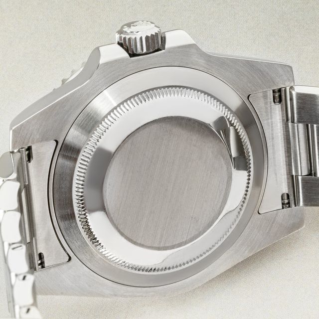 Rolex Submariner 116610 LN Image 4